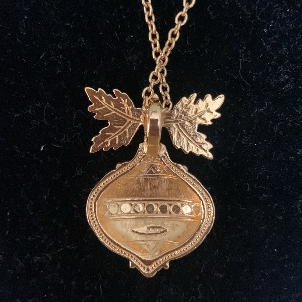 Vintage Avon Joyous Noel Christmas Neclace - Picture 4 of 9